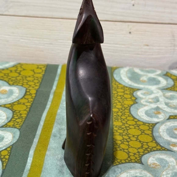 Vintage Handmade Carved Wooden Coyote figurine - Picture 2 of 6